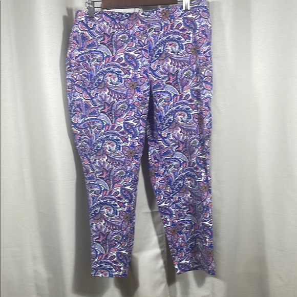 Isaac Mizrahi Purple and Pink Capris stretch - Picture 1 of 4